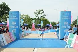 德州扑克稳定打法解析（德州扑克稳健策略详解）